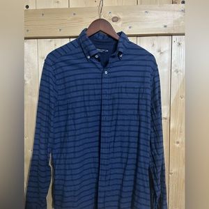 Southern Tide reversible button front shirt